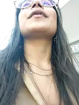 Jade Zephyra online show from 12-08-24, 08:58