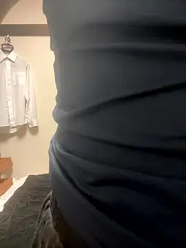 YU-KI00 online show from 11-20-25, 12:27