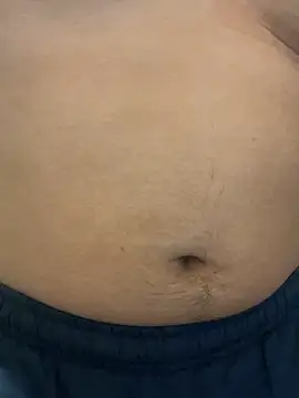 YU-KI00 online show from 11-23-25, 11:54