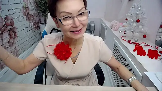 Snapshot of Cutie_Asya chatting on 12-25-24, 08:07 Cutie Asya online show from 12-25-24, 08:07