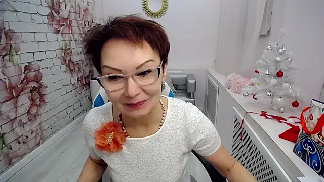 Snapshot of Cutie_Asya chatting on 12-26-24, 04:53 Cutie Asya online show from 12-26-24, 04:53