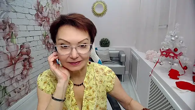 Snapshot of Cutie_Asya chatting on 01-14-25, 11:10 Cutie Asya online show from 01-14-25, 11:10