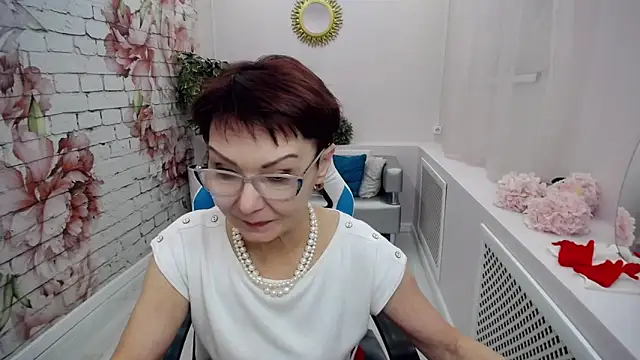 Snapshot of Cutie_Asya chatting on 01-22-25, 11:12 Cutie Asya online show from 01-22-25, 11:12