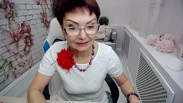 Snapshot of Cutie_Asya chatting on 02-05-25, 11:12 Cutie Asya online show from 02-05-25, 11:12