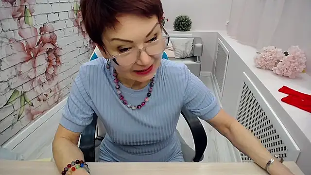 Snapshot of Cutie_Asya chatting on 02-21-25, 11:33 Cutie Asya online show from 02-21-25, 11:33