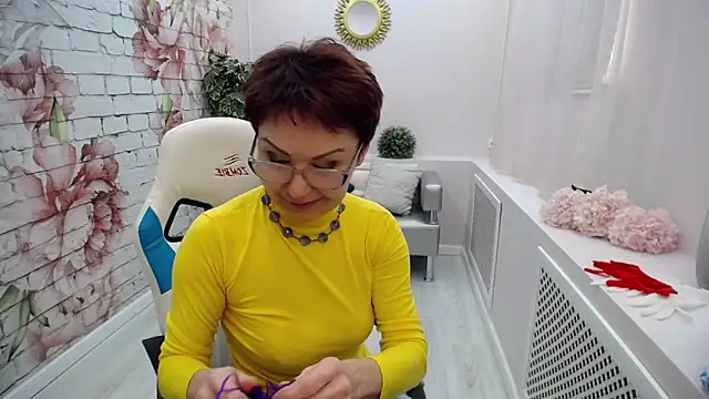 Snapshot of Cutie_Asya chatting on 03-19-25, 04:25 Cutie Asya online show from 03-19-25, 04:25