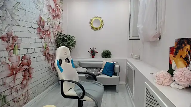 Snapshot of Cutie_Asya chatting on 11-06-25, 04:24 Cutie Asya online show from 11-06-25, 04:24