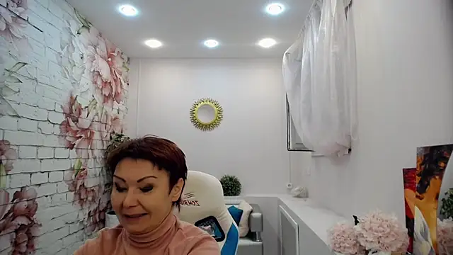 Snapshot of Cutie_Asya chatting on 11-11-25, 04:23 Cutie Asya online show from 11-11-25, 04:23