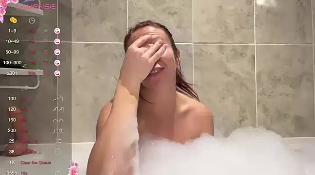 Snapshot of MelodyRoseUk chatting on 12-05-24, 09:06 MelodyRoseUk online show from 12-05-24, 09:06