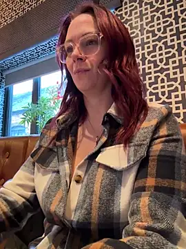 Snapshot of MelodyRoseUk chatting on 12-17-24, 10:23 MelodyRoseUk online show from 12-17-24, 10:23