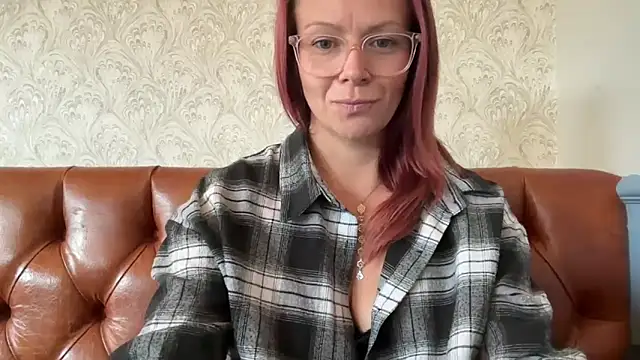 Snapshot of MelodyRoseUk chatting on 09-30-25, 10:31 MelodyRoseUk online show from 09-30-25, 10:31