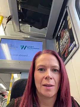 Snapshot of MelodyRoseUk chatting on 10-23-25, 02:38 MelodyRoseUk online show from 10-23-25, 02:38