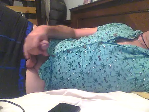 Snapshot of frank32love chatting on 01-17-25, 05:32 frank32love online show from 01-17-25, 05:32