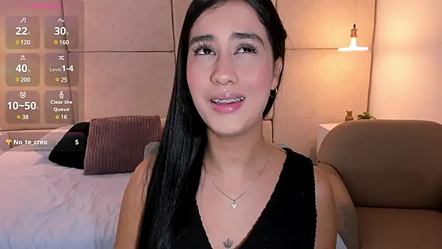 Snapshot of Amiirra_ chatting on 02-18-25, 09:09 Amiirra  online show from 02-18-25, 09:09