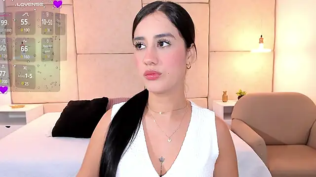 Snapshot of Amiirra_ chatting on 03-13-25, 09:26 Amiirra  online show from 03-13-25, 09:26