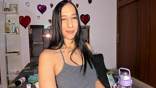 Carol M8 online show from 02-19-25, 02:33