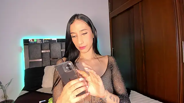 Carol M8 online show from 03-12-25, 01:58