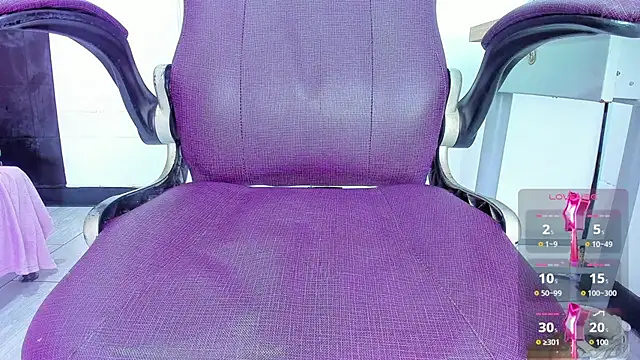 Brithanyslim online show from 02-25-25, 10:50