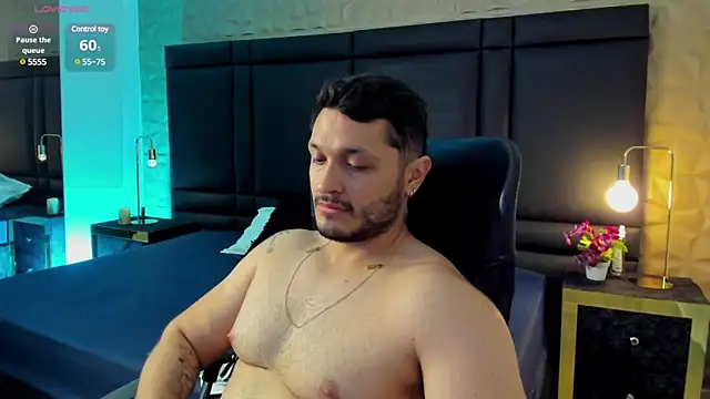 JossAckland online show from 01-08-25, 02:46