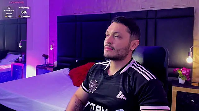 JossAckland online show from 02-08-25, 11:44