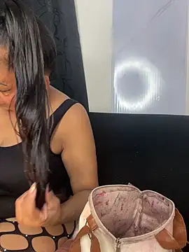 chiquimaturesexy online show from 02-18-26, 07:43