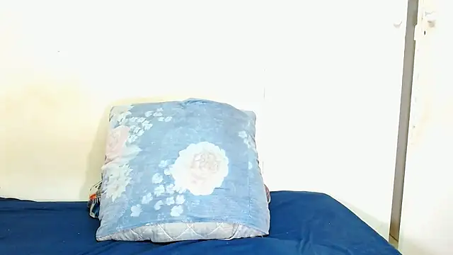 Snapshot of xSpicyQueen8x chatting on 01-10-25, 12:59 xSpicyQueen8x online show from 01-10-25, 12:59