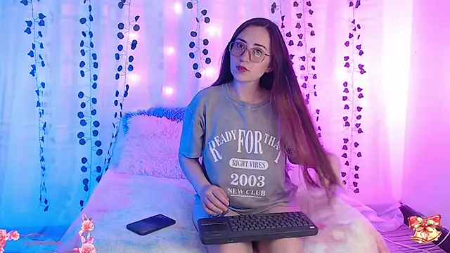 centaurigirl online show from 12-29-24, 10:03