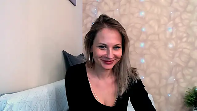 Snapshot of Sunny_bunny6 chatting on 12-06-24, 05:11 Sunny bunny6 online show from 12-06-24, 05:11