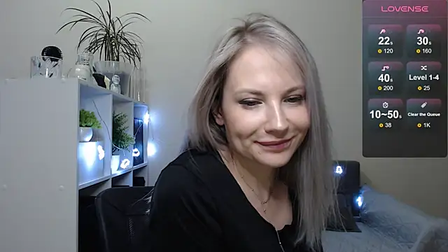 Snapshot of Sunny_bunny6 chatting on 12-16-24, 09:57 Sunny bunny6 online show from 12-16-24, 09:57