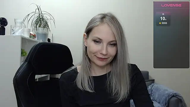 Snapshot of Sunny_bunny6 chatting on 01-19-25, 03:18 Sunny bunny6 online show from 01-19-25, 03:18