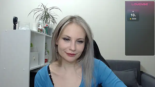 Snapshot of Sunny_bunny6 chatting on 02-10-25, 09:36 Sunny bunny6 online show from 02-10-25, 09:36