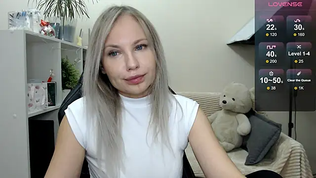 Snapshot of Sunny_bunny6 chatting on 11-10-25, 04:33 Sunny bunny6 online show from 11-10-25, 04:33