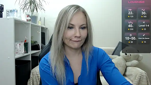 Snapshot of Sunny_bunny6 chatting on 12-02-25, 09:32 Sunny bunny6 online show from 12-02-25, 09:32