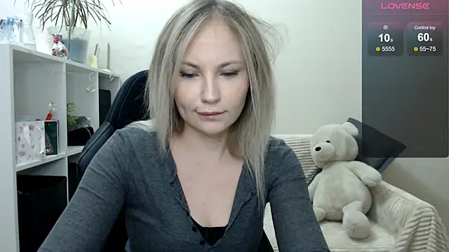 Snapshot of Sunny_bunny6 chatting on 12-04-25, 04:33 Sunny bunny6 online show from 12-04-25, 04:33