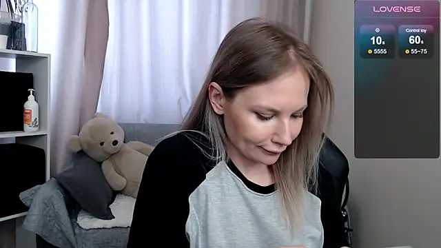 Sunny bunny6 online show from 04-01-26, 05:30