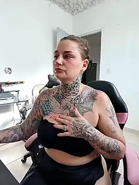 Snapshot of Lisacasandra chatting on 02-09-25, 09:28 Lisacasandra online show from 02-09-25, 09:28