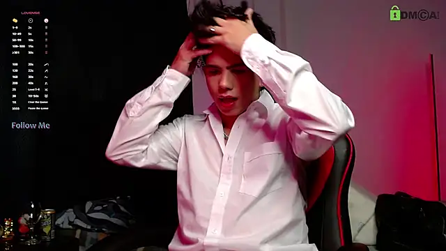 LyleBennett  online show from 10-31-25, 11:11