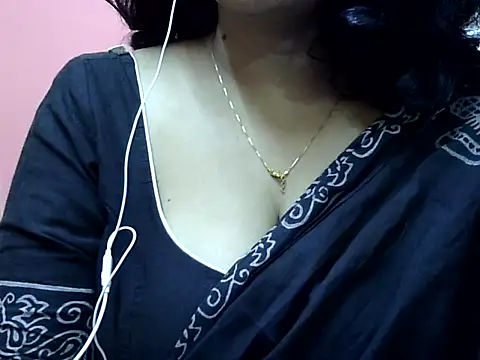 Riya riyaa online show from 12-21-24, 10:06