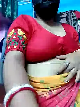 Snapshot of BERRY_00 chatting on 01-15-25, 05:26 BERRY 00 online show from 01-15-25, 05:26