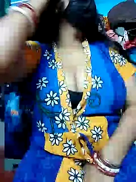 Snapshot of BERRY_00 chatting on 01-19-25, 09:44 BERRY 00 online show from 01-19-25, 09:44