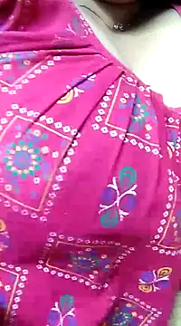 Snapshot of BERRY_00 chatting on 02-24-25, 09:53 BERRY 00 online show from 02-24-25, 09:53