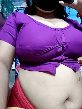 BERRY 00 online show from 11-25-25, 10:04