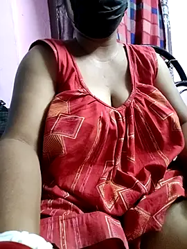 Snapshot of BERRY_00 chatting on 05-11-26, 06:27 BERRY 00 online show from 05-11-26, 06:27
