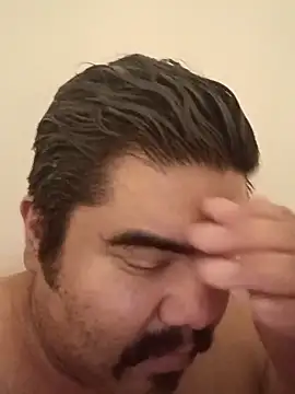 Snapshot of Brickstash chatting on 02-09-26, 04:27 Brickstash online show from 02-09-26, 04:27