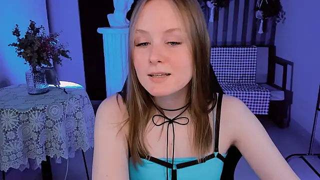 Snapshot of VivienLeeigh chatting on 01-30-25, 01:31 VivienLeeigh online show from 01-30-25, 01:31