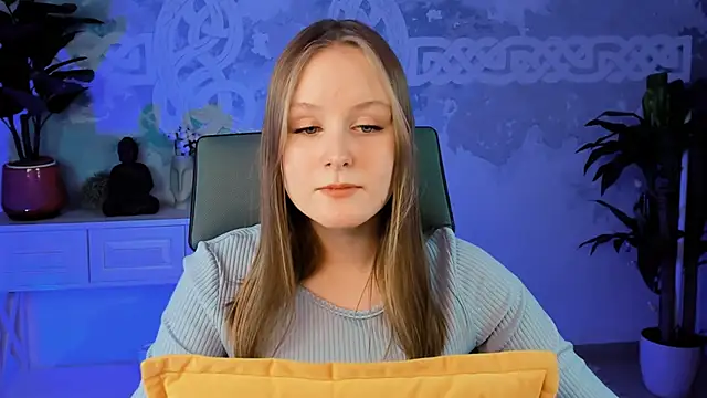 Snapshot of VivienLeeigh chatting on 03-01-25, 06:32 VivienLeeigh online show from 03-01-25, 06:32