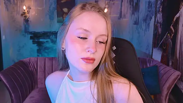 Snapshot of VivienLeeigh chatting on 11-02-25, 09:11 VivienLeeigh online show from 11-02-25, 09:11