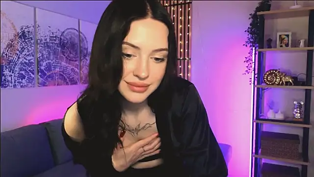 Snapshot of StellaryShy chatting on 12-31-24, 01:52 StellaryShy online show from 12-31-24, 01:52