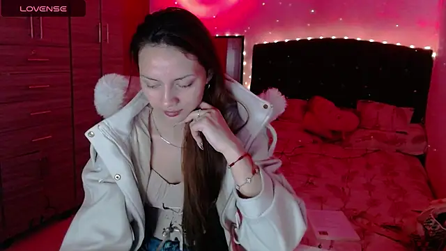 holy juli online show from 09-27-25, 03:44