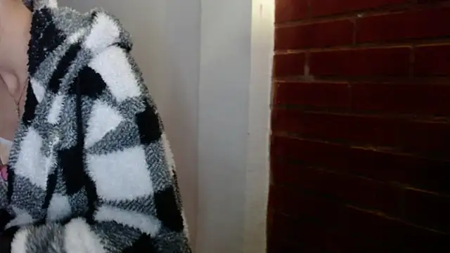 holy juli online show from 03-24-26, 02:49